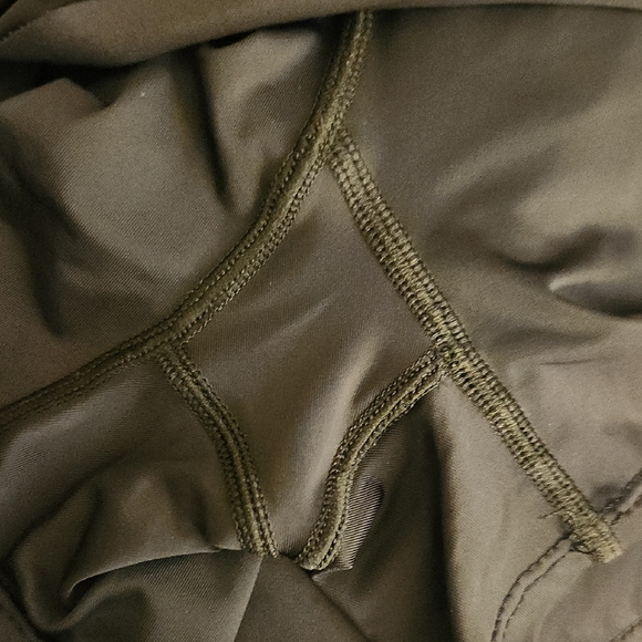 Black Flowy Drawstring Shorts With Spandex - Picture 6 of 6